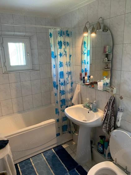 Apartament cu 2 camere decomandat în Podu Roș