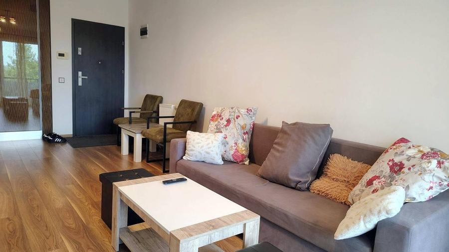 Apartament cu 2 camere semidecomandat, mobilat în Gheorgheni