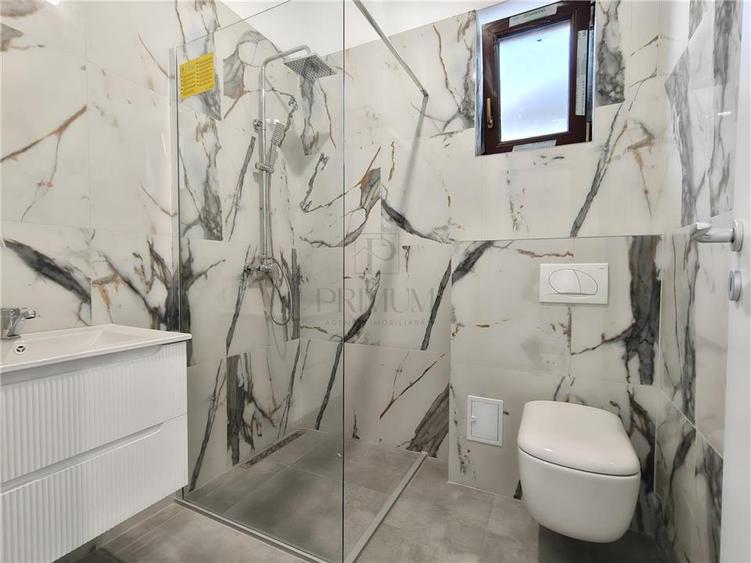 Duplex cu 4 camere cu Canalizare în Moșnița Nouă
