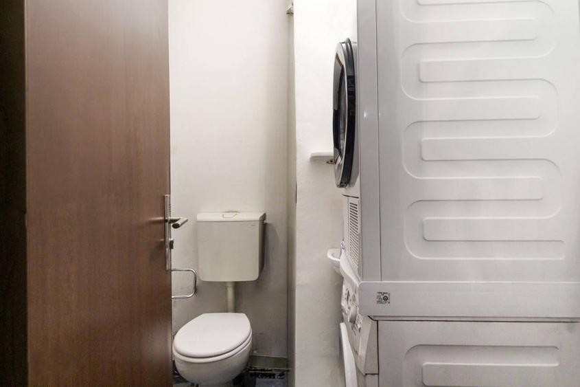 Apartament cu 3 camere decomandate, 65mp, finisat modern, mobilat si utilat, cu 2 bai si garaj - 6