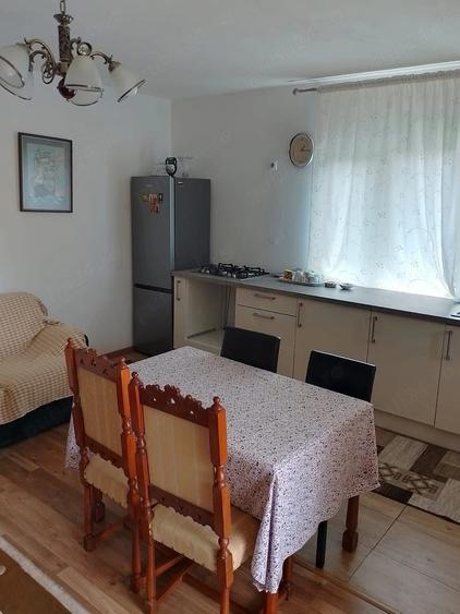 Casă cu 7 camere cu Teren 540 Mp în Nord