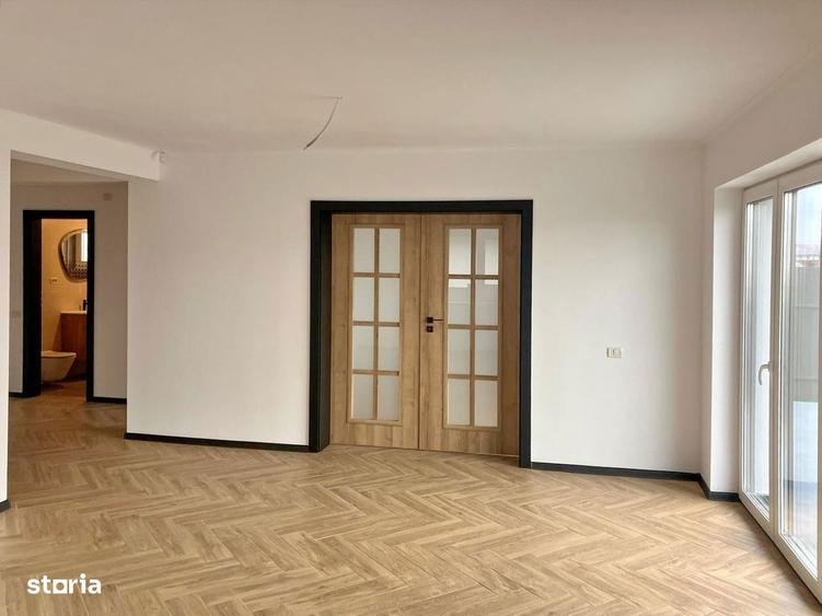 Casă cu 4 camere cu Teren 500 Mp în Central