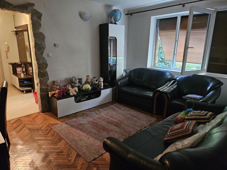 Apartament cu 2 camere decomandat în Micro 14