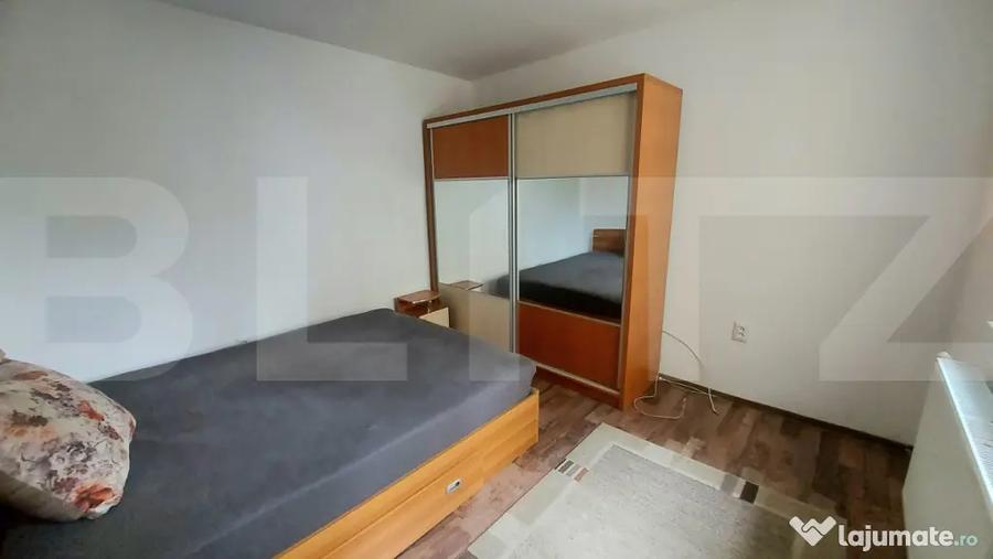 Apartament cu 3 camere decomandat în Simeria