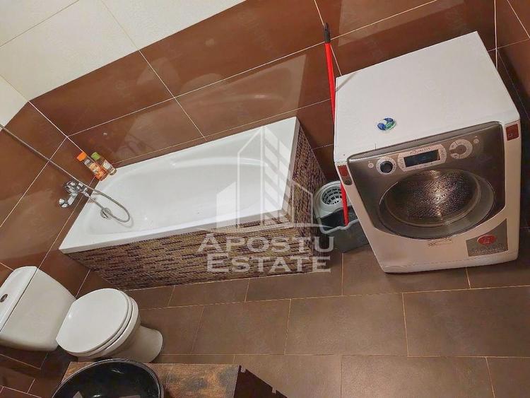 Apartament cu 2 camere decomandat în Lipovei