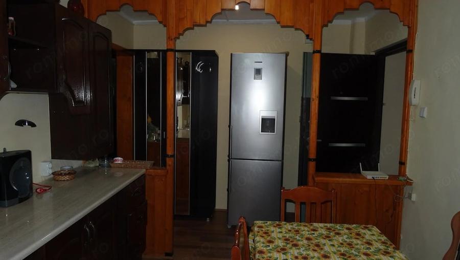 Apartament cu 2 camere decomandat în Aradului