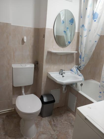 Garsonieră decomandată în Central