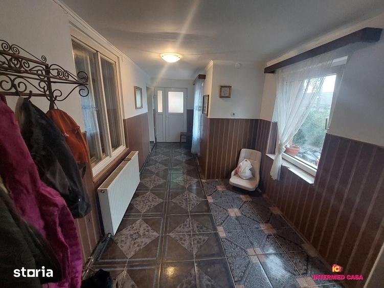 Casă cu 2 camere cu Teren 500 Mp în Șura Mare