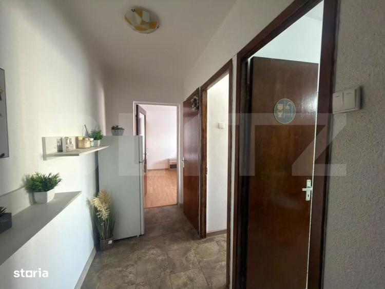 Garsoniera decomandata, 34 mp, zona Confectii, 1 Mai - 2