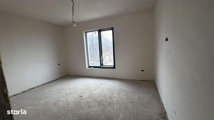 Casă cu 4 camere în Vânători