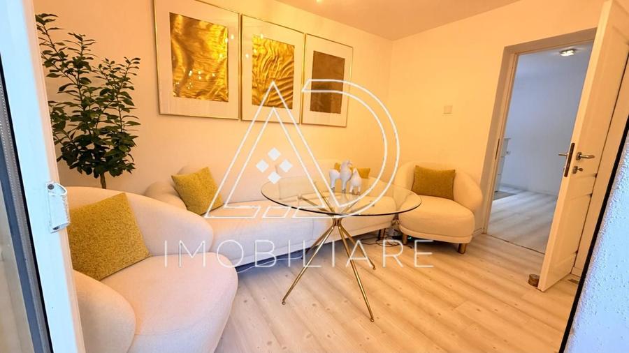 Apartament cu 3 camere decomandat în Central