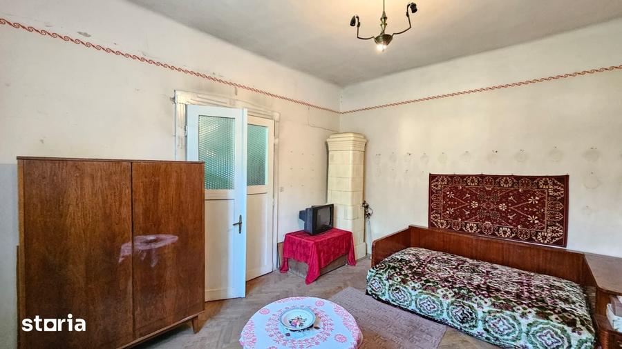 Casă cu 2 camere cu Teren 173 Mp în Mărăști