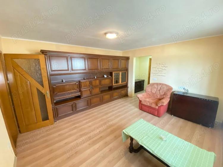 Apartament cu 2 camere semidecomandat în Miorița