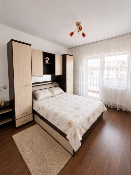 Apartament cu 3 camere decomandat în Ultracentral