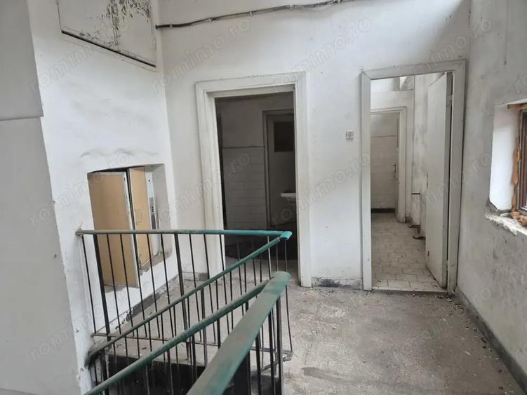 Spațiu comercial, de 500 mp, în Luncă