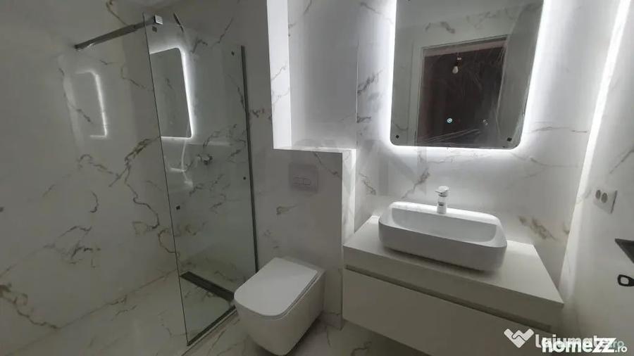 Apartament cu 4 camere decomandat în Pipera