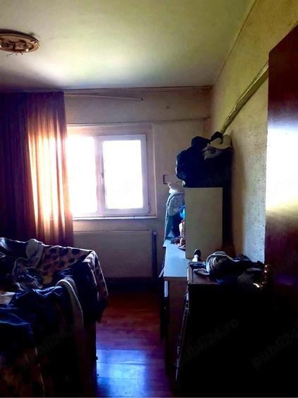 Apartament cu 3 camere decomandat, mobilat în Central