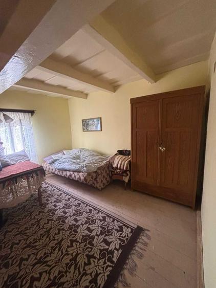 Casă cu 4 camere în Târnova