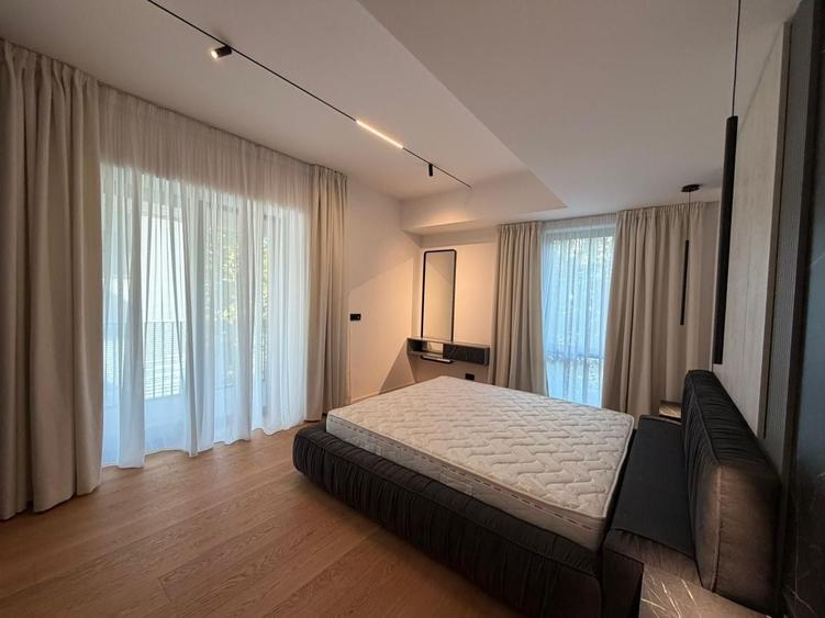 Apartament cu 3 camere decomandat, mobilat în Herăstrău