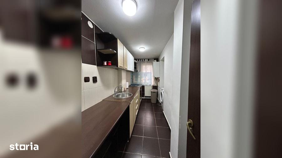Apartament cu 3 camere decomandat în 9 Mai