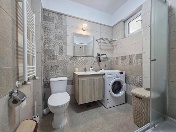 Apartament cu 2 camere decomandat, mobilat în Mamaia-Sat