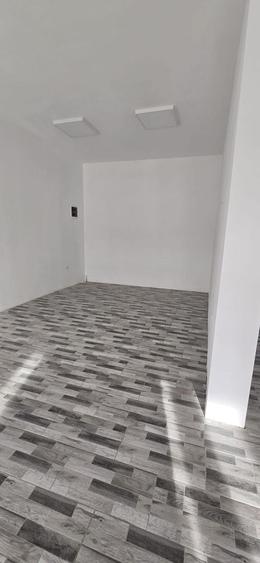 Spațiu comercial, de 200 mp, în Brâncoveanu