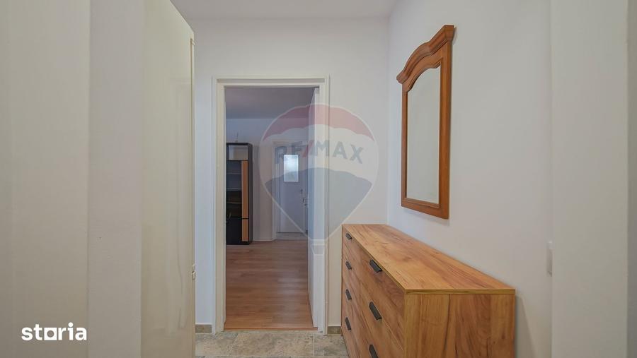 Apartament cu 2 camere semidecomandat în Griviței