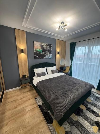 Apartament cu 2 camere semidecomandat, mobilat în Florești