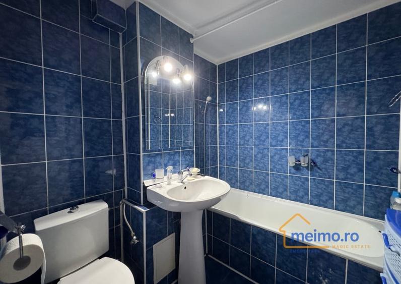 Apartament cu 4 camere decomandat în Moinești