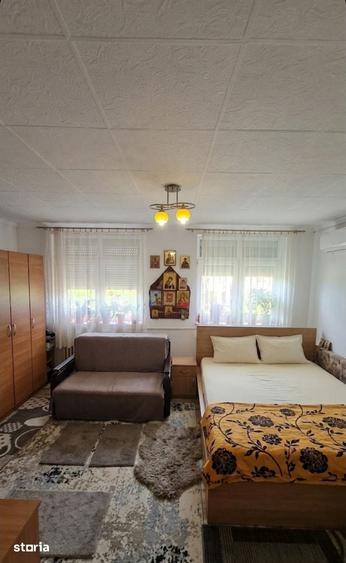 Apartament cu 8 camere, mobilat în 1 Mai