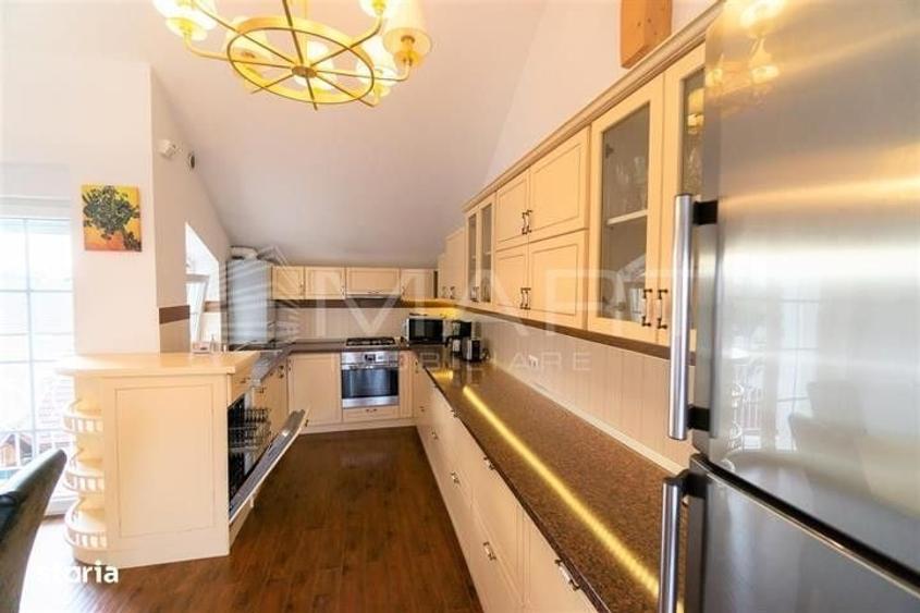 Apartament cu 3 camere în Calea Dumbrăvii