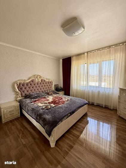 Casă cu 4 camere cu Teren 1200 Mp în Lenin Sud