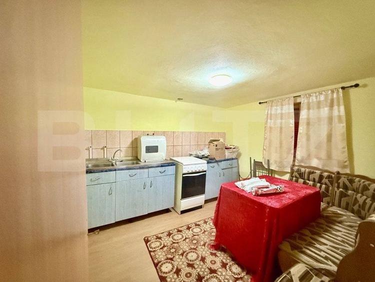 Casă individuală cu 4 camere cu Canalizare în Exterior Vest