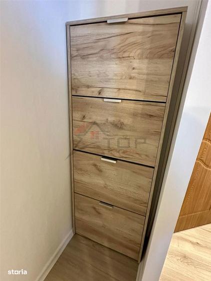 Apartament cu 2 camere semidecomandat în Podu Roș
