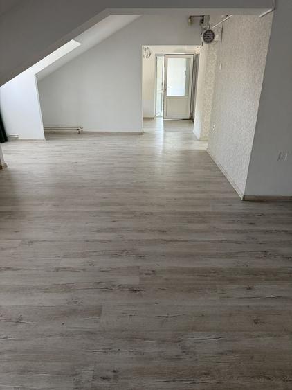 Spațiu comercial, de 100 mp, în Ultracentral