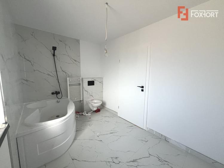 Duplex cu 3 camere cu Canalizare în Moșnița Nouă
