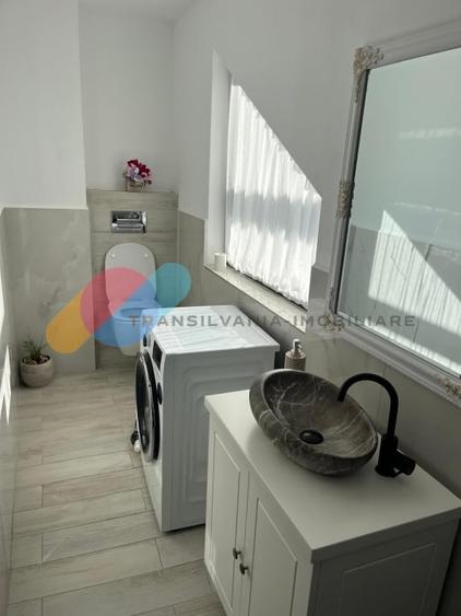 Casă individuală cu 5 camere cu Canalizare în Dezmir