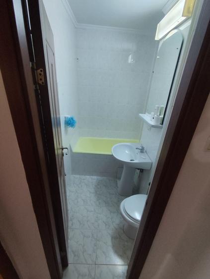 Apartament cu 3 camere decomandat în Uiasca