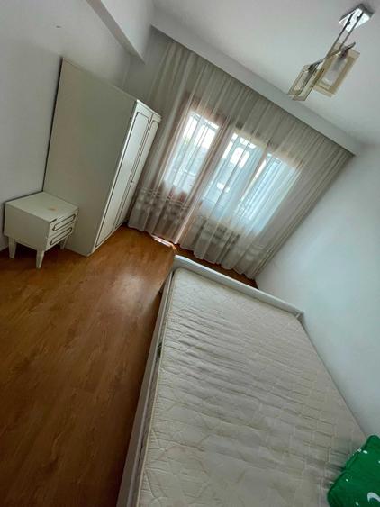 Apartament cu 3 camere decomandat în Obcini