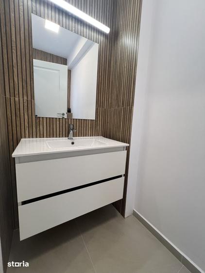 Casă cu 3 camere cu Teren 350 Mp în Central
