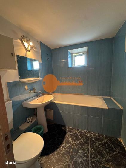 Apartament cu 3 camere în Crângași