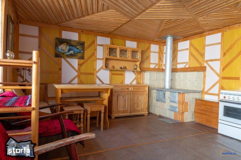 Casă cu 4 camere în Buruieniș