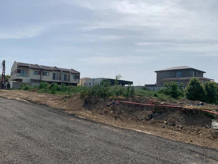 Teren de 405 mp, în Palazu Mare