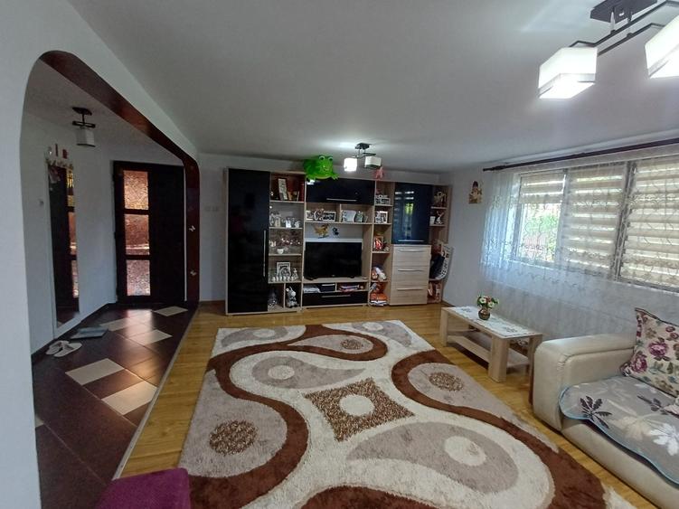 Vand casa ,Pantazi - 1