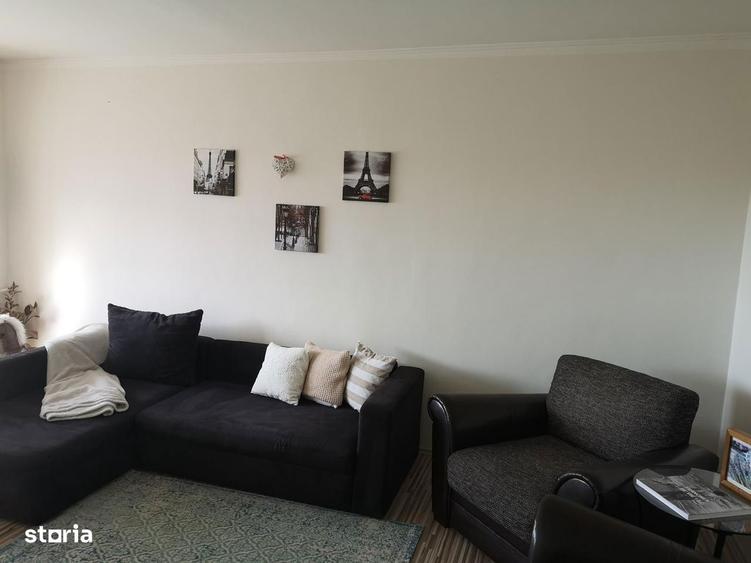 Apartament cu 3 camere decomandat, mobilat în Tomis Nord