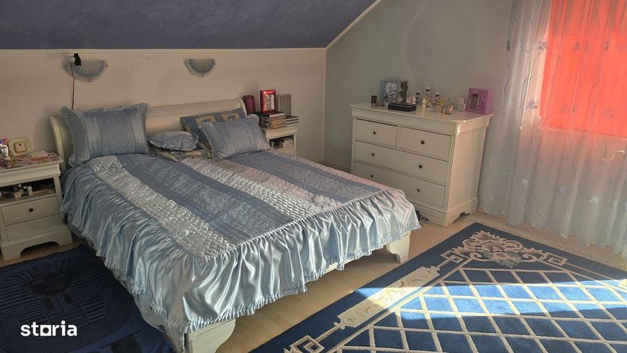 Casă cu 4 camere cu Teren 1159 Mp în Ceangăi
