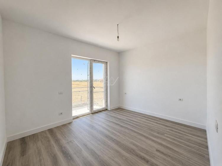 Bloc nou. Apartament cu 3 camere spations. 2 Bai. Etaj 1 - 4