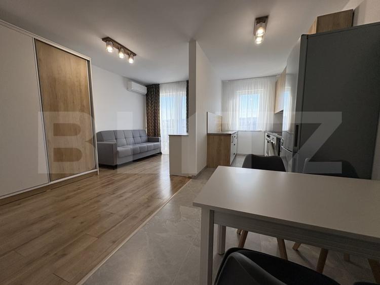 Apartament cu 2 camere semidecomandat, mobilat în Mărăști