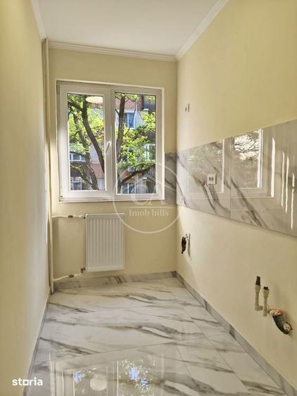 Apartament cu 2 camere semidecomandat în Rogerius