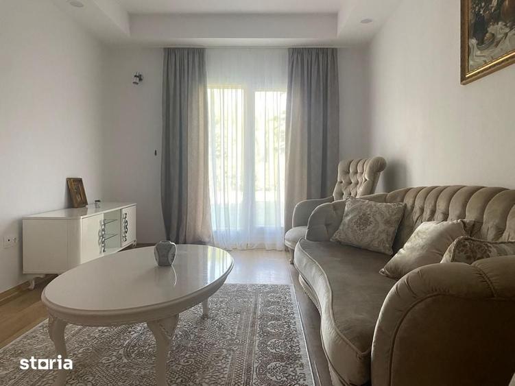 Apartament cu 3 camere semidecomandat în Ștefăneștii de Jos